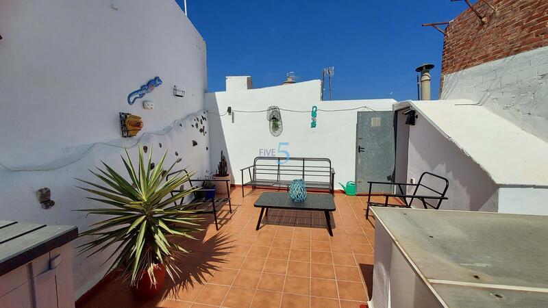 Townhouse for sale in La Oliva, Cádiz