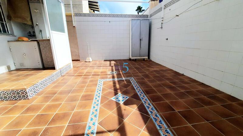 4 Cuarto Adosado en venta