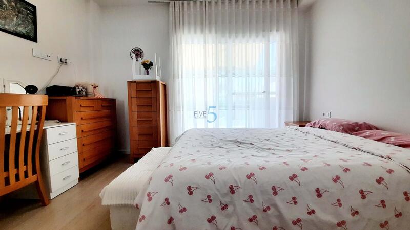 4 Cuarto Villa en venta