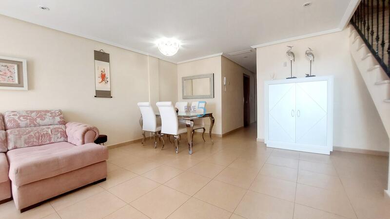 4 bedroom Apartment for sale