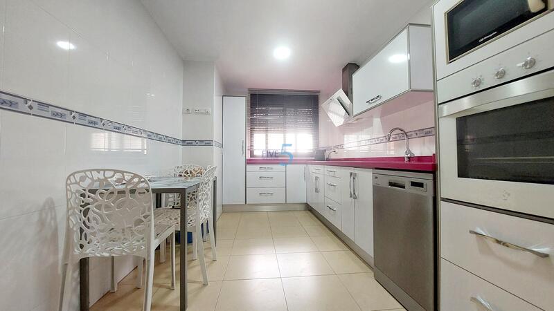 4 bedroom Apartment for sale