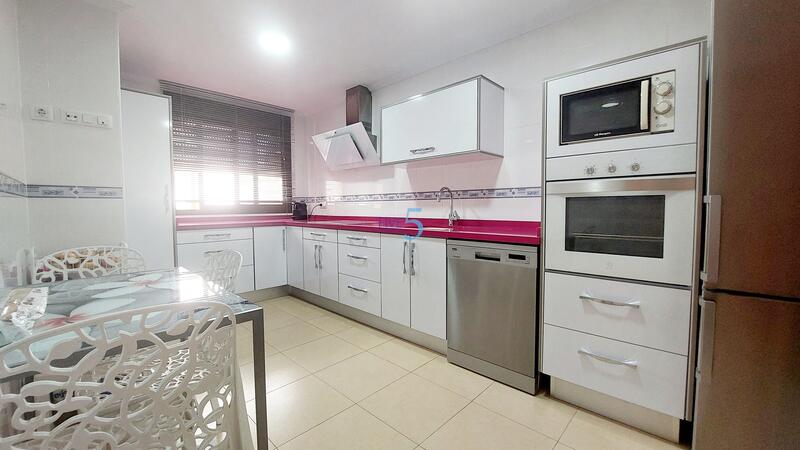 4 bedroom Apartment for sale