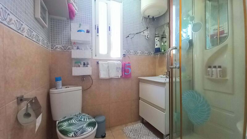 2 Cuarto Villa en venta