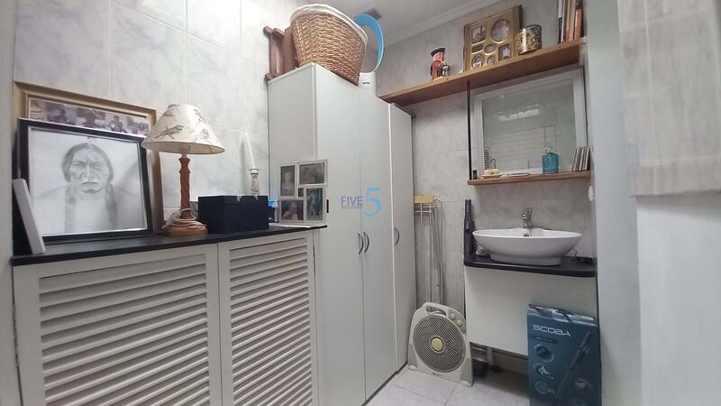 2 Cuarto Villa en venta