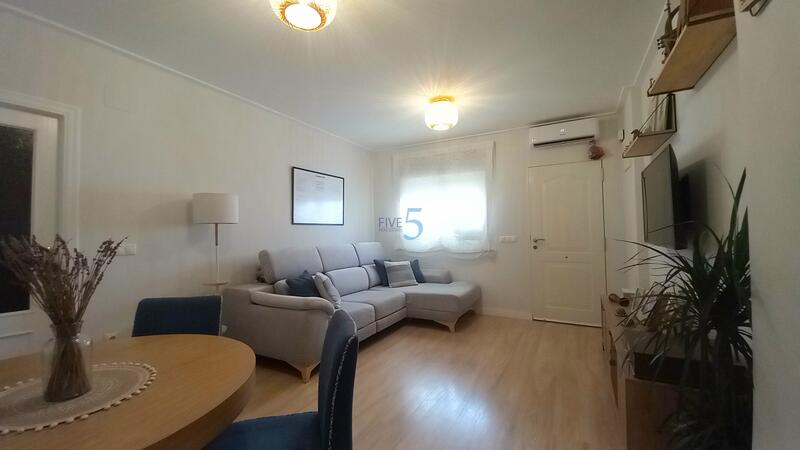 2 slaapkamer Appartement Te koop