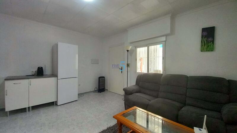 1 Cuarto Villa en venta