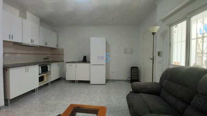 1 Cuarto Villa en venta