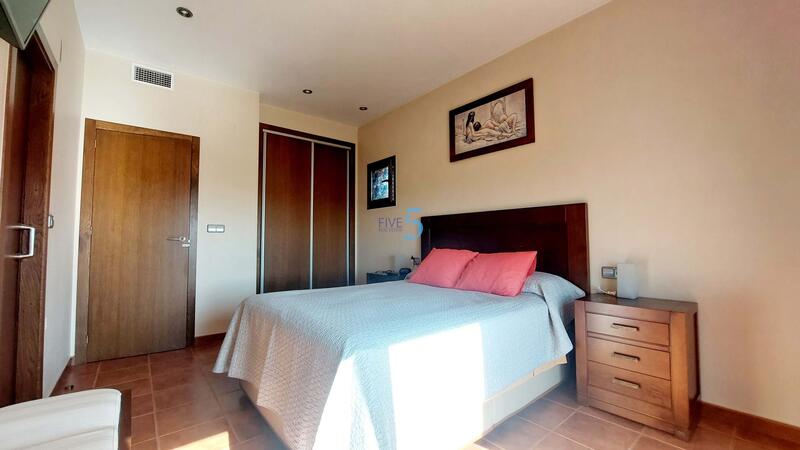 3 Cuarto Adosado en venta