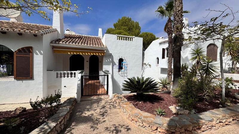 Maison de Ville à vendre dans Orihuela, Alicante