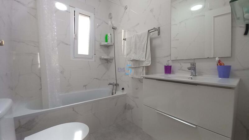 2 Cuarto Villa en venta