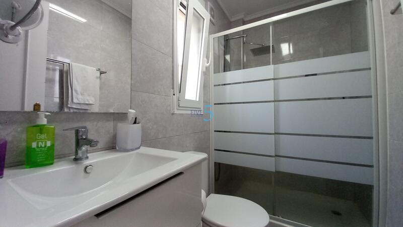 2 Cuarto Villa en venta