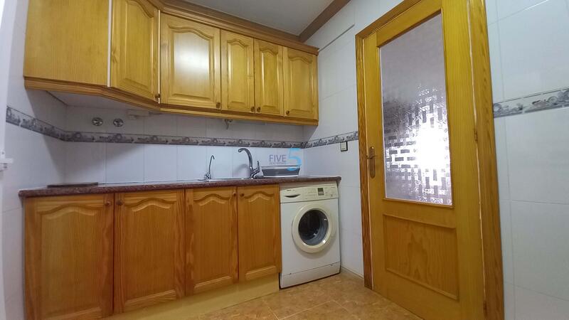 2 Cuarto Adosado en venta