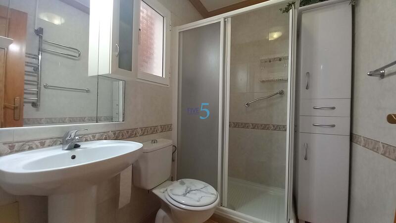 2 Cuarto Adosado en venta