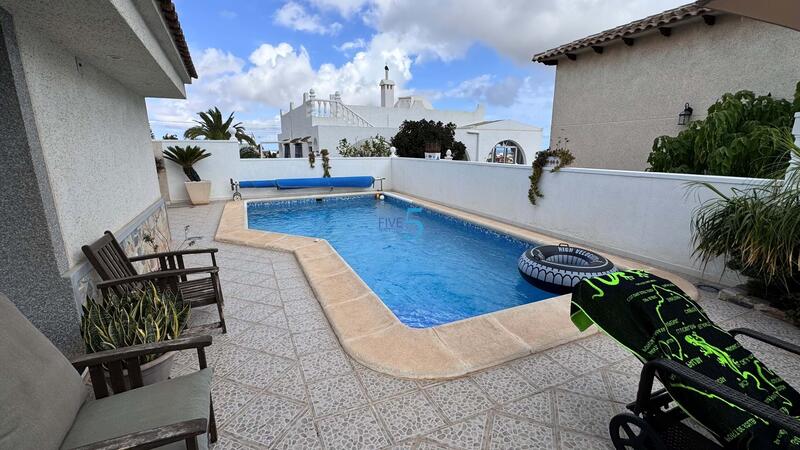 3 bedroom Villa for sale