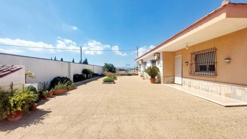 4 Cuarto Casa de Campo en venta