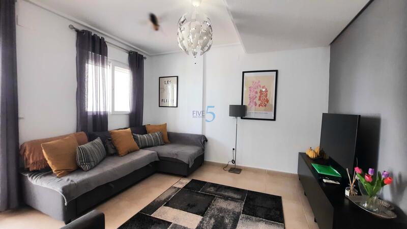 2 bedroom Apartment for sale