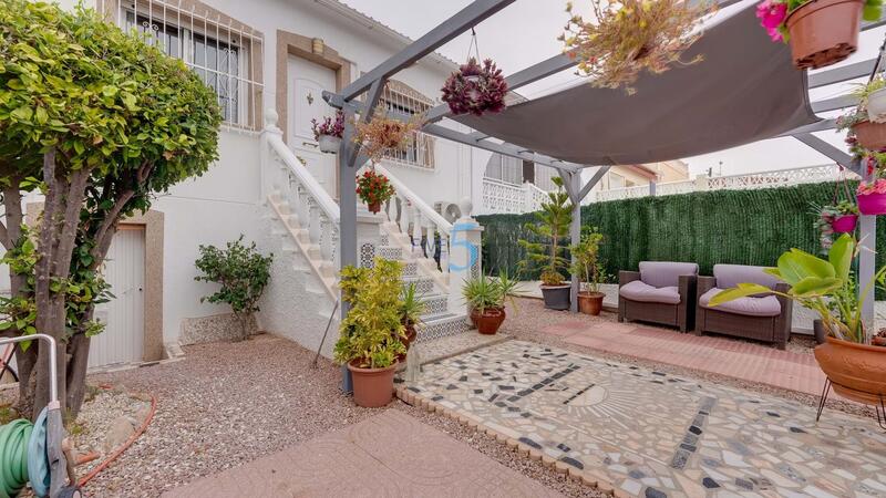 3 Cuarto Villa en venta