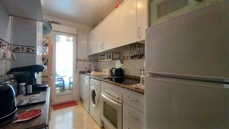 2 slaapkamer Appartement Te koop