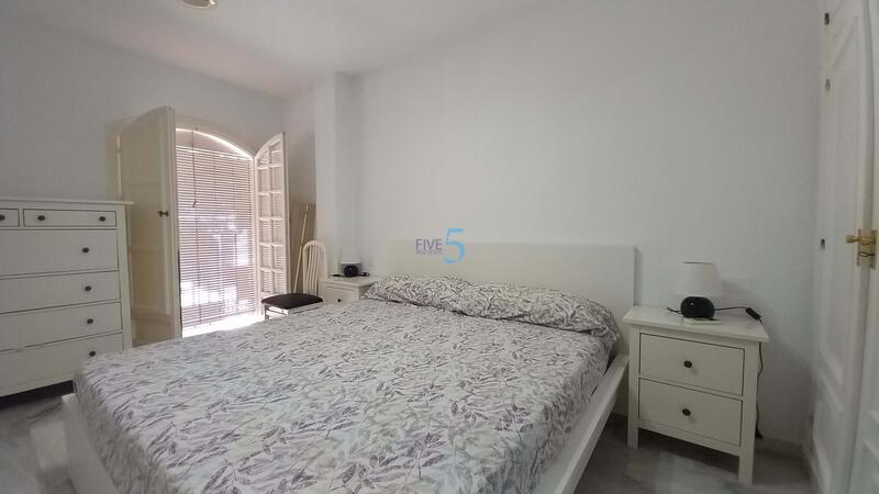 2 slaapkamer Appartement Te koop