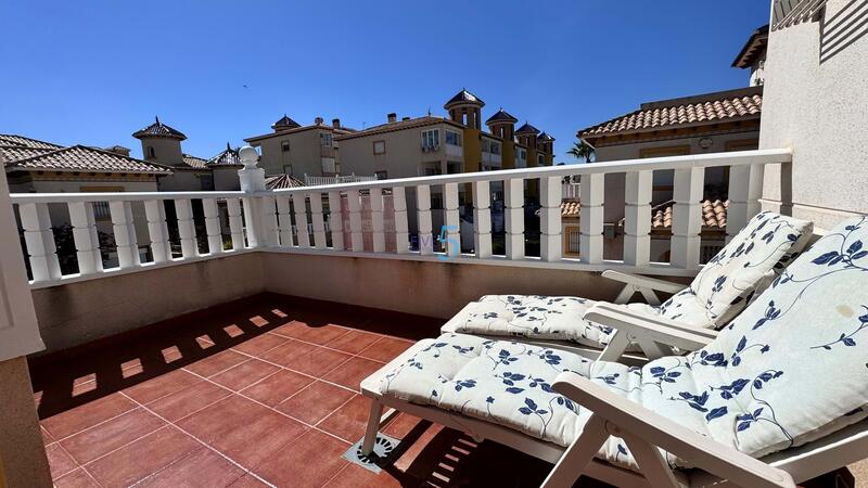 4 Cuarto Villa en venta