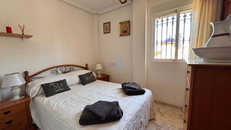 4 Cuarto Villa en venta