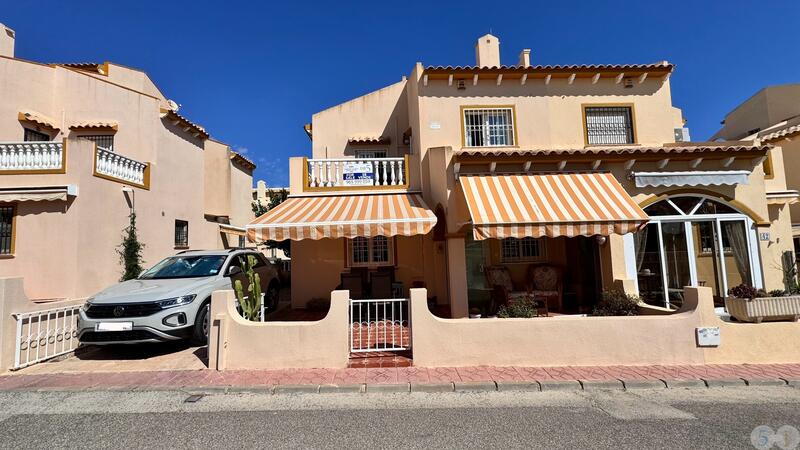 Townhouse for sale in Orihuela, Alicante