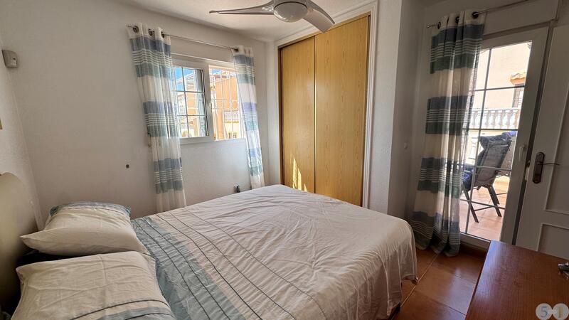 2 Schlafzimmer Stadthaus zu verkaufen