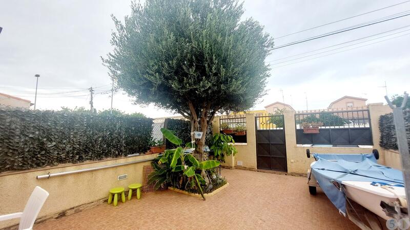 3 Cuarto Villa en venta