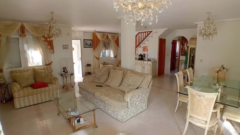 3 Cuarto Villa en venta