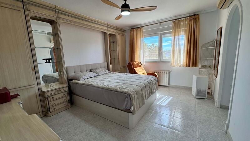 7 chambre Villa à vendre