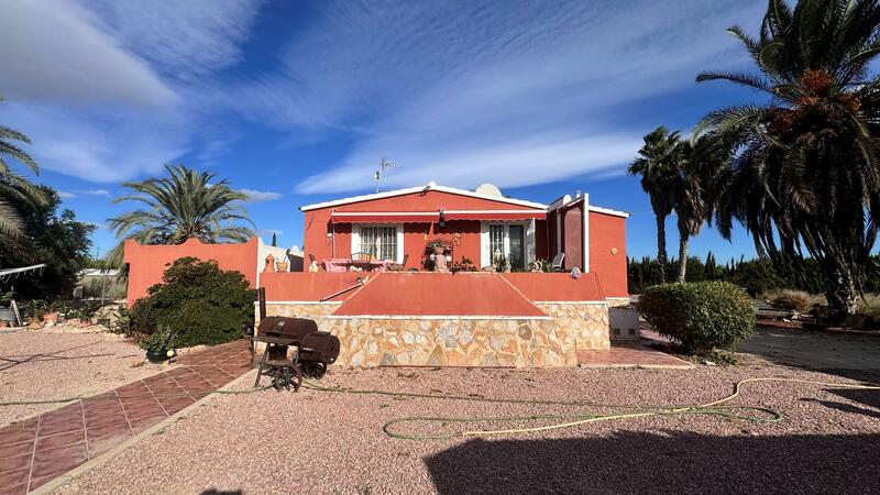 Villa for sale in San Miguel de Salinas, Alicante