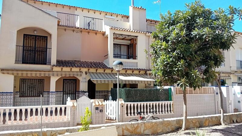 Maison de Ville à vendre dans Guardamar del Segura, Alicante