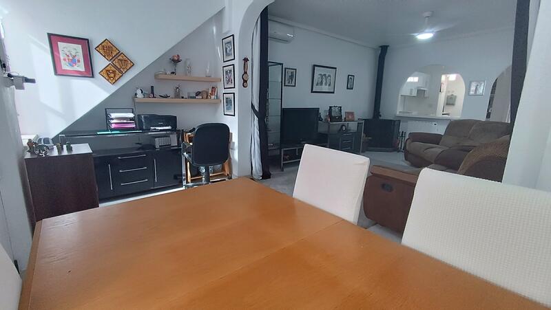 2 Cuarto Villa en venta