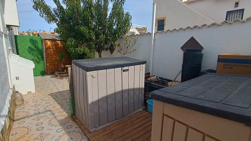 2 Cuarto Villa en venta