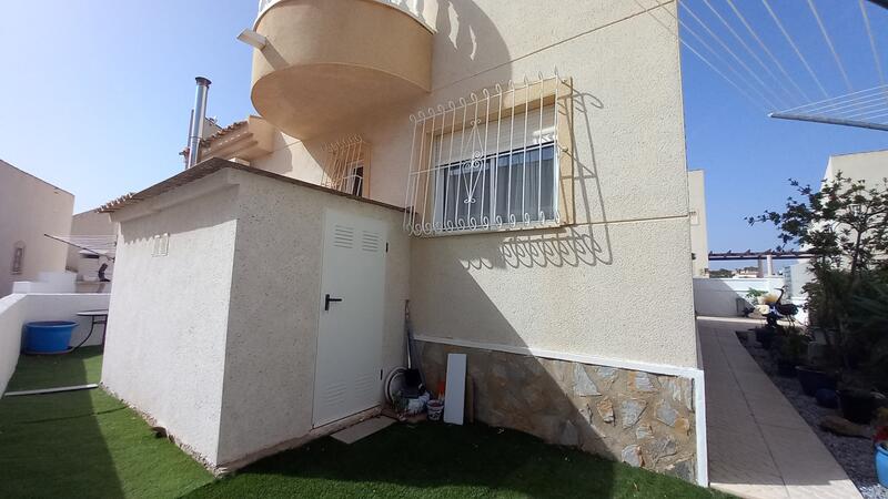 3 Cuarto Villa en venta