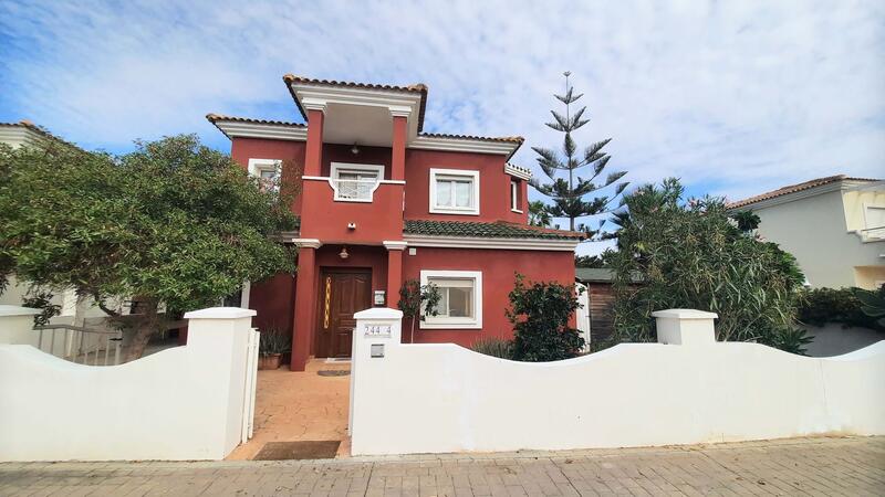 Villa for sale in Murcia, Murcia