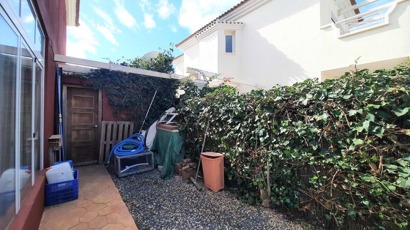 2 Cuarto Villa en venta