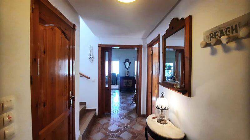 2 Cuarto Villa en venta