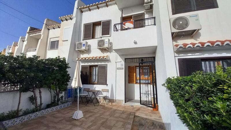 Townhouse for sale in Torrevieja, Alicante