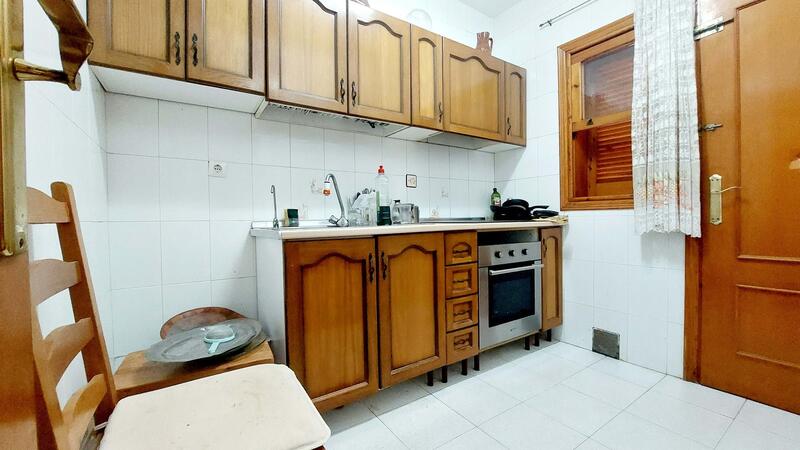 2 bedroom Townhouse for sale