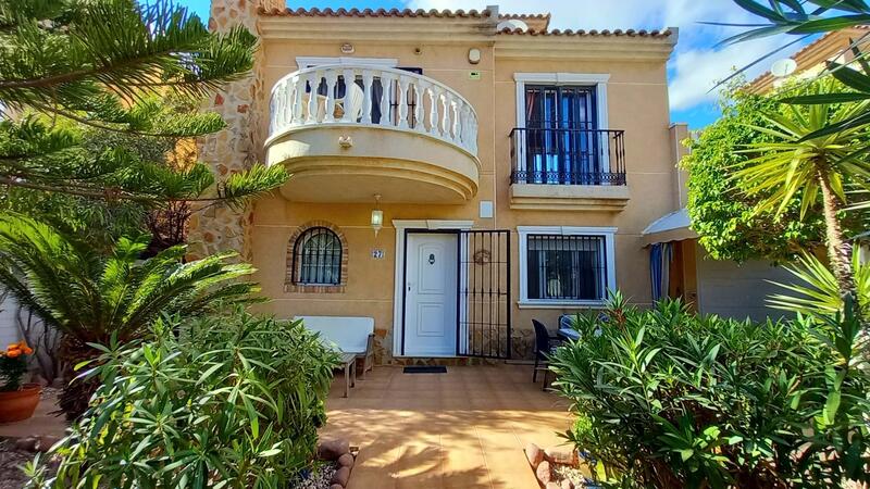 Duplex til salg i Torrevieja, Alicante