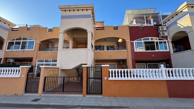 квартира продается в Orihuela, Alicante