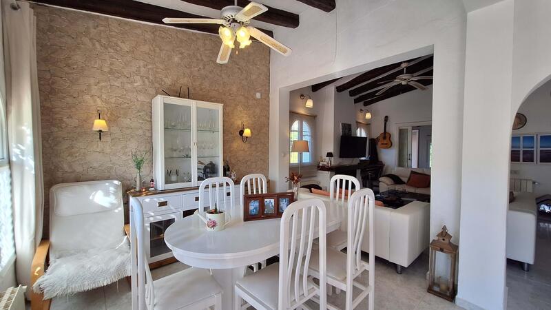 4 bedroom Villa for sale