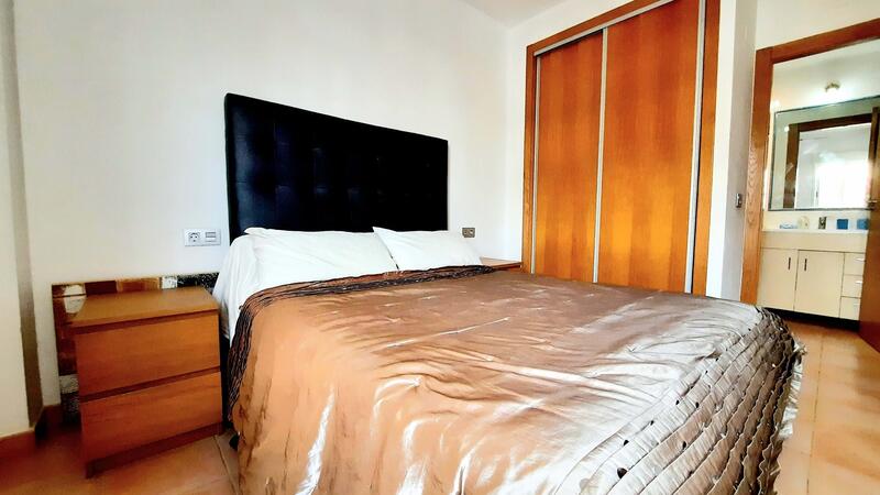 2 slaapkamer Appartement Te koop