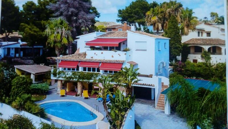 Villa til salgs i Moraira, Alicante