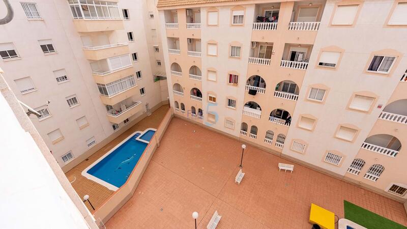 2 bedroom Apartment for sale