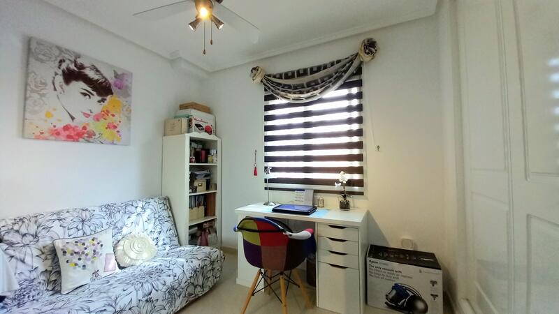 2 Cuarto Adosado en venta