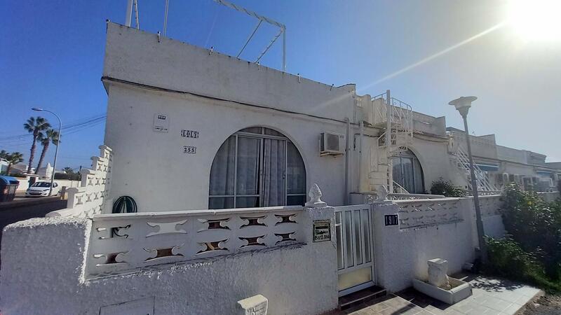 Maison de Ville à vendre dans Torrevieja, Alicante