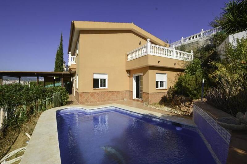 3 bedroom Villa for Long Term Rent