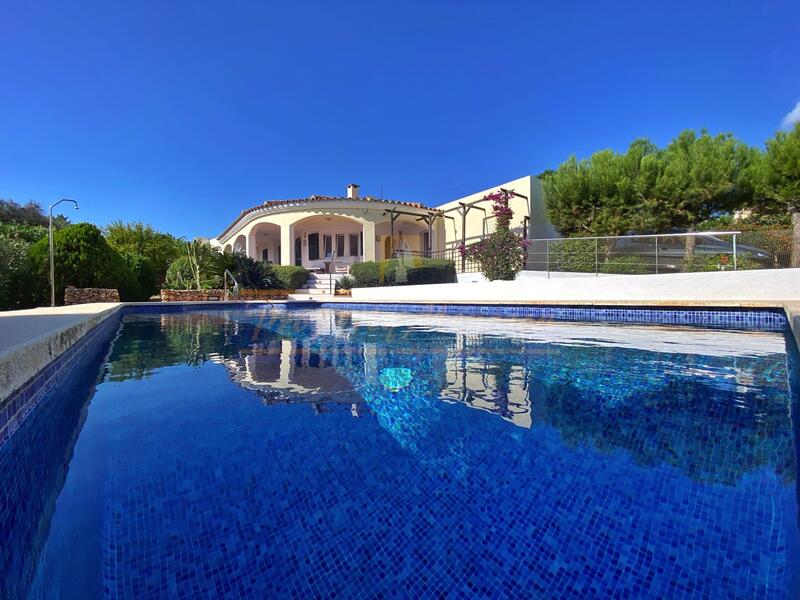 Villa til salgs i Cap D En Font, Menorca